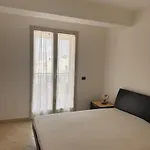 Orange بيت للعطل