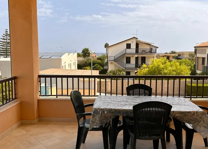 Orange * Marzamemi
